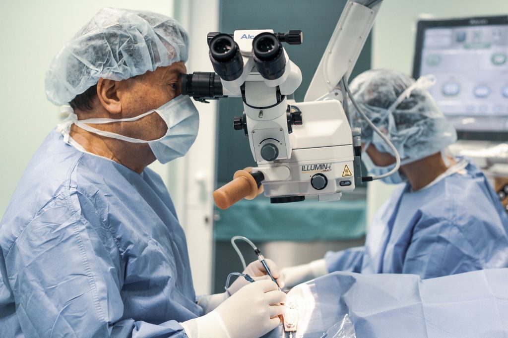 refraktivna hirurgija sveti vid